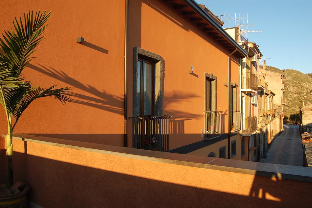 L'Arco Dei Sogni Hotell Malvagna Eksteriør bilde