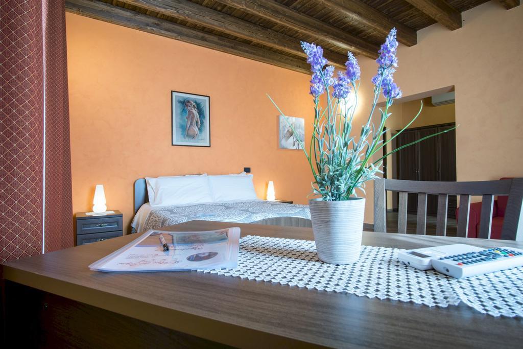 L'Arco Dei Sogni Hotell Malvagna Eksteriør bilde