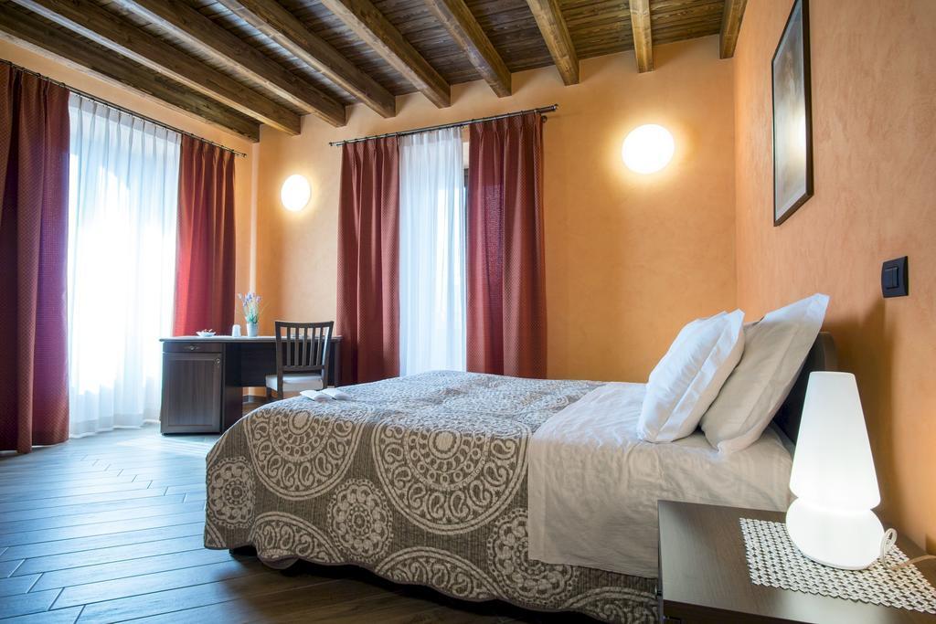L'Arco Dei Sogni Hotell Malvagna Eksteriør bilde