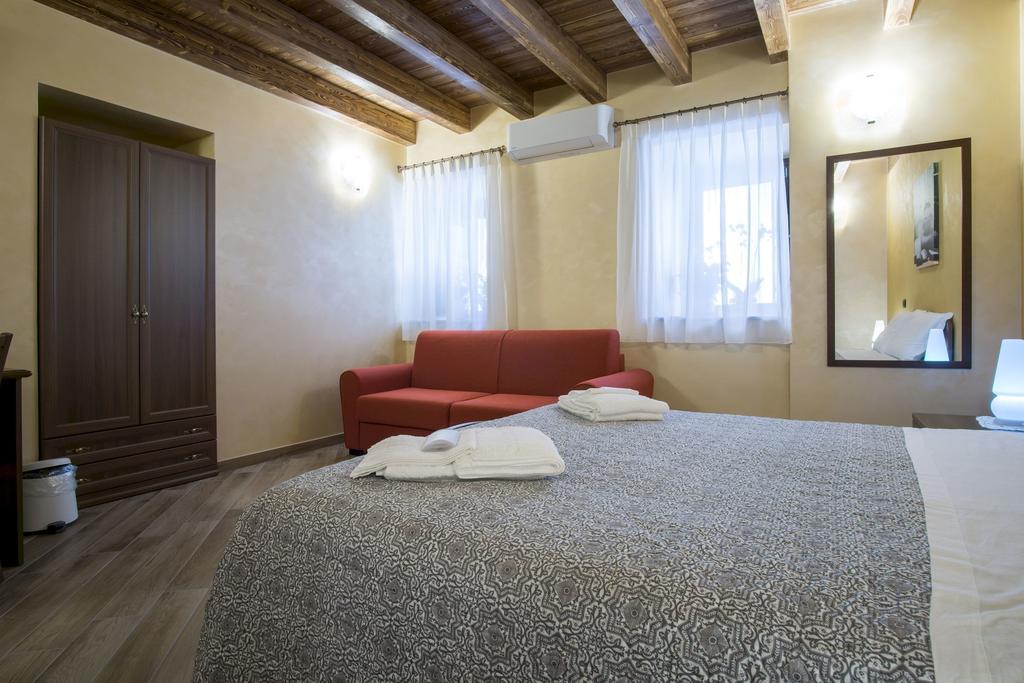 L'Arco Dei Sogni Hotell Malvagna Eksteriør bilde